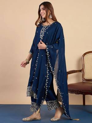 Floral embroidered vichitra silk blend round neck kurta trouser & dupatta set 2