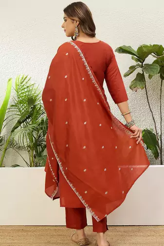Floral embroidered silk blend v neck kurta trouser & dupatta set