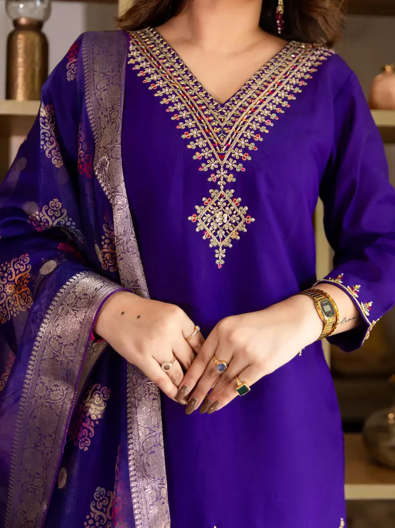 Floral embroidered silk blend v neck kurta trouser & dupatta set