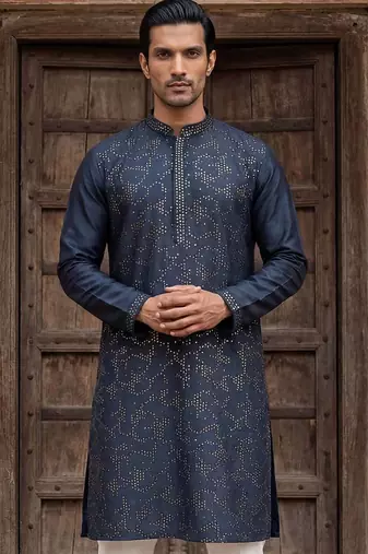 Mens silk blend green solid embroidered kurta with trousers