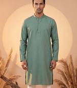 Mens green silk blend solid solid kurta with trousers