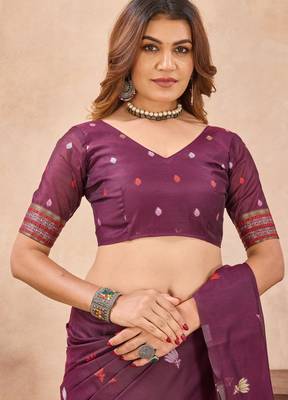 Wine linen festive saree with unstitched blouse piece 7