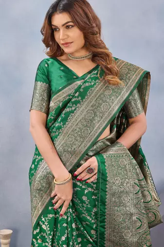 Green silk blend banarasi saree with unstitched blouse piece