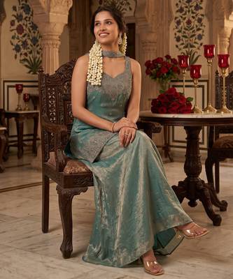  tora silk handwork palazzo set with choker style cape dupatta 2