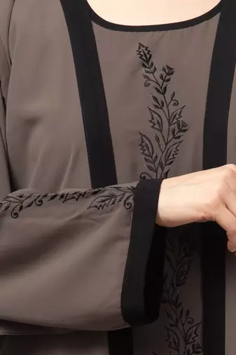 women latest Dubai Stylish embroidered long length shrug Abaya