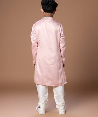 Powder pink embroidered jam satin kurta set 2