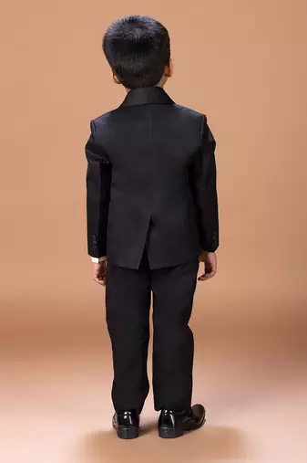 Black embroidered cotton blend tuxedo set