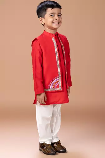 Red embroidered cotton blend kurta jacket set