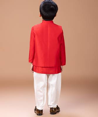 Red embroidered cotton blend kurta jacket set 4