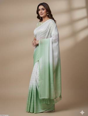 Green silk blend printed saree with dots print 3