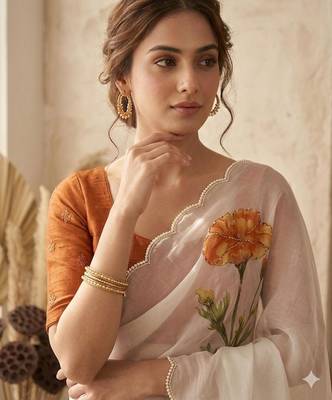 Cream silk blend printed saree with floral print 2