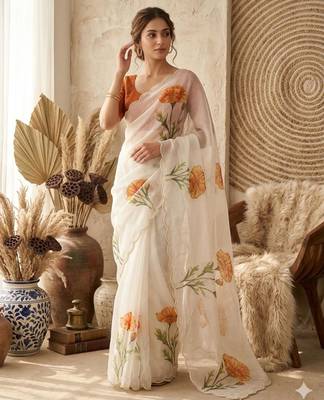 Cream silk blend printed saree with floral print 3