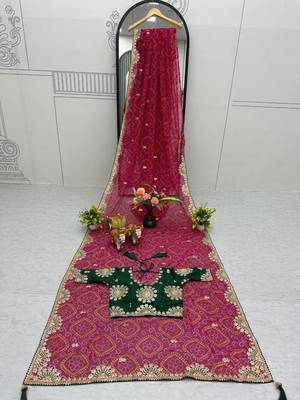 Pink silk blend embroidered saree with thread work 4