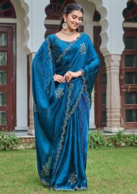Teal silk blend embroidered saree with thread work 4