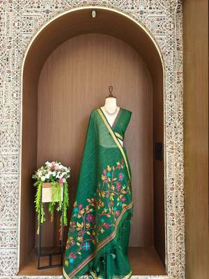 Green silk blend printed saree with zari work 1