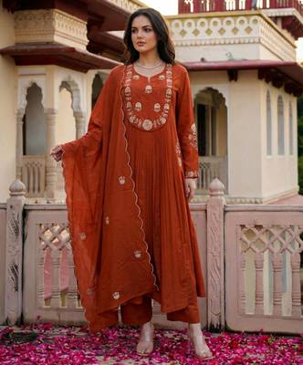  rust orange chanderi silk blend embroidered kurta pant set with organza dupatta 1