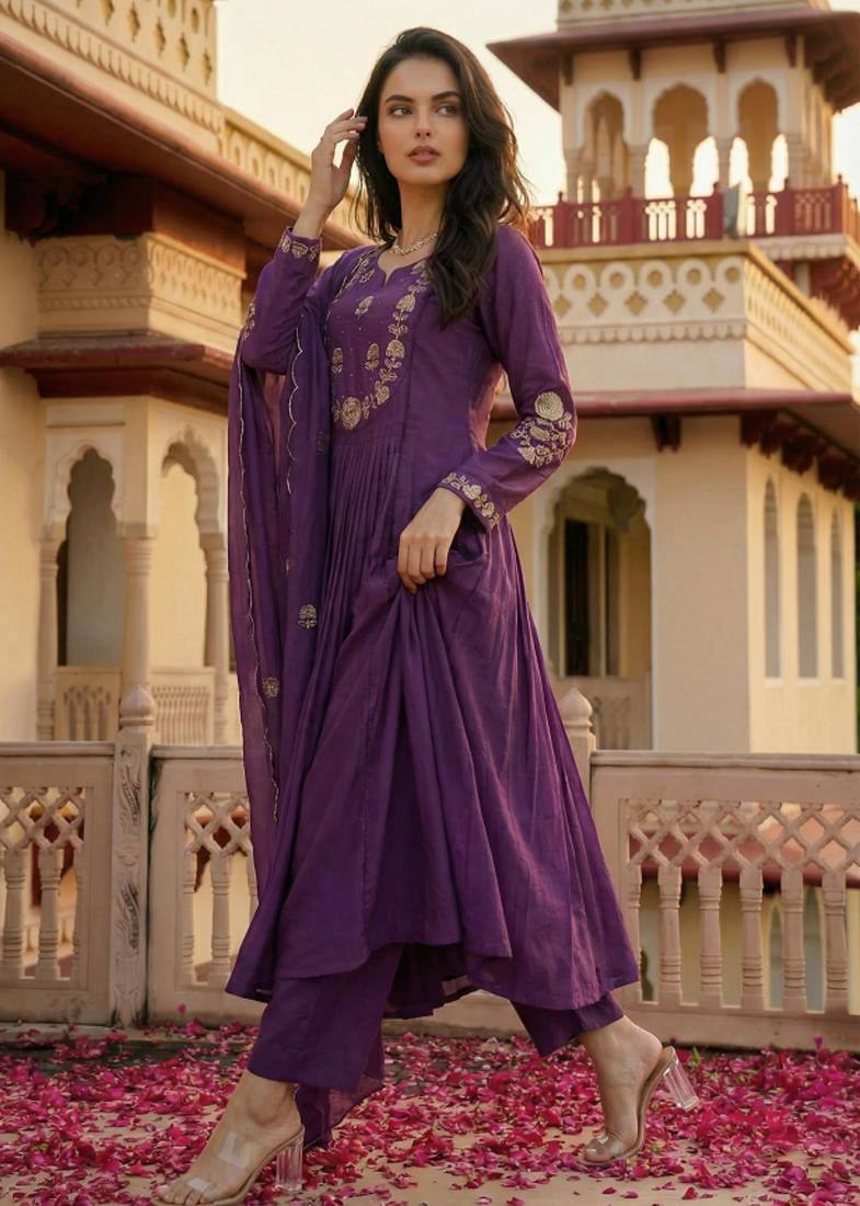 Women royal purple chanderi silk embroidered kurta pant set with organza dupatta