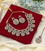 Red color kundan necklace set