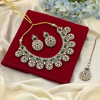 Green color kundan necklace set 1