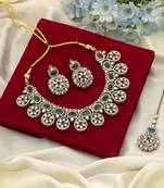 Green color kundan necklace set
