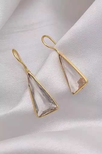 White color amrapali earrings