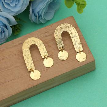 Gold color amrapali earrings 1