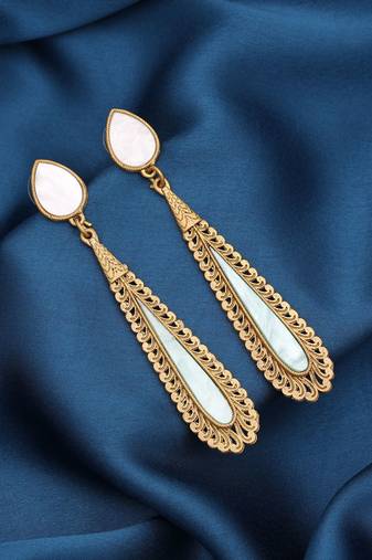 Light green color matte gold earrings