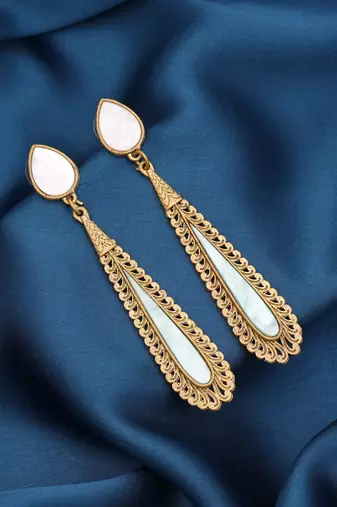 Light green color matte gold earrings