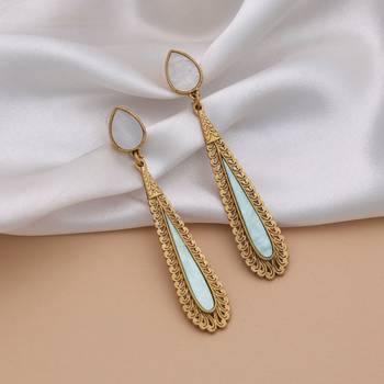 Light green color matte gold earrings 2