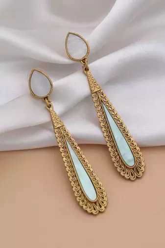Light green color matte gold earrings