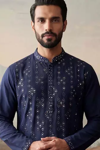 Mens blue silk blend solid embroidered kurta