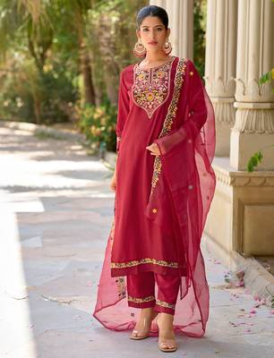 Floral embroidered viscose rayon round neck kurta trouser & dupatta set 1
