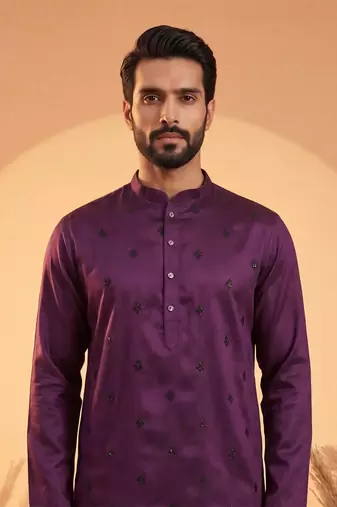 Mens purple silk blend solid embroidered kurta
