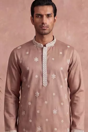 Mens pink silk blend solid embroidered kurta