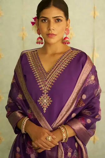 Floral embroidered silk blend blend v neck kurta trouser & dupatta set