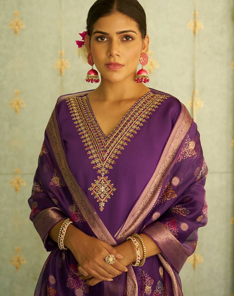Floral embroidered silk blend v neck kurta trouser & dupatta set