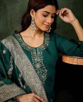 Floral embroidered viscose rayon round neck kurta trouser & dupatta set 4