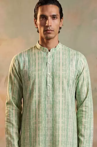 Mens multi silk blend abstract printed kurta