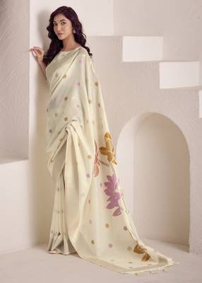 CREAM soft linen saree with rich jacquard pallu 2