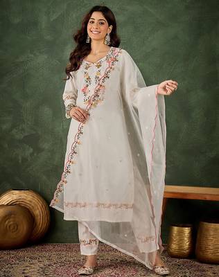 Floral embroidered silk blend blend v neck kurta trouser & dupatta set 1