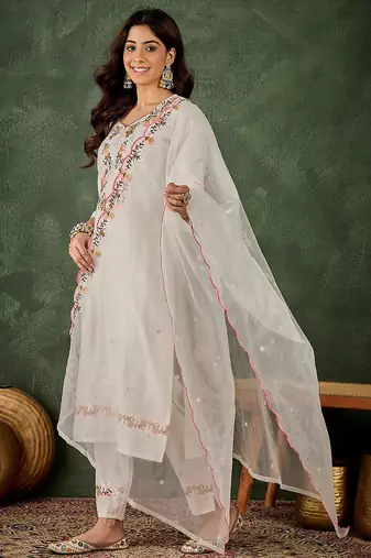 Floral embroidered silk blend blend v neck kurta trouser & dupatta set