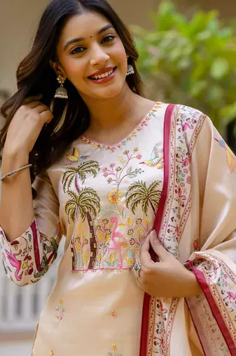 Floral embroidered silk blend v neck kurta trouser & dupatta set