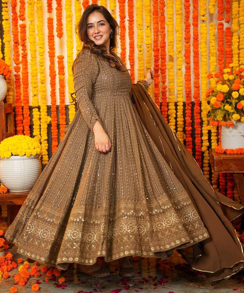 Embroidery zari sequance-work faux gown with dupatta