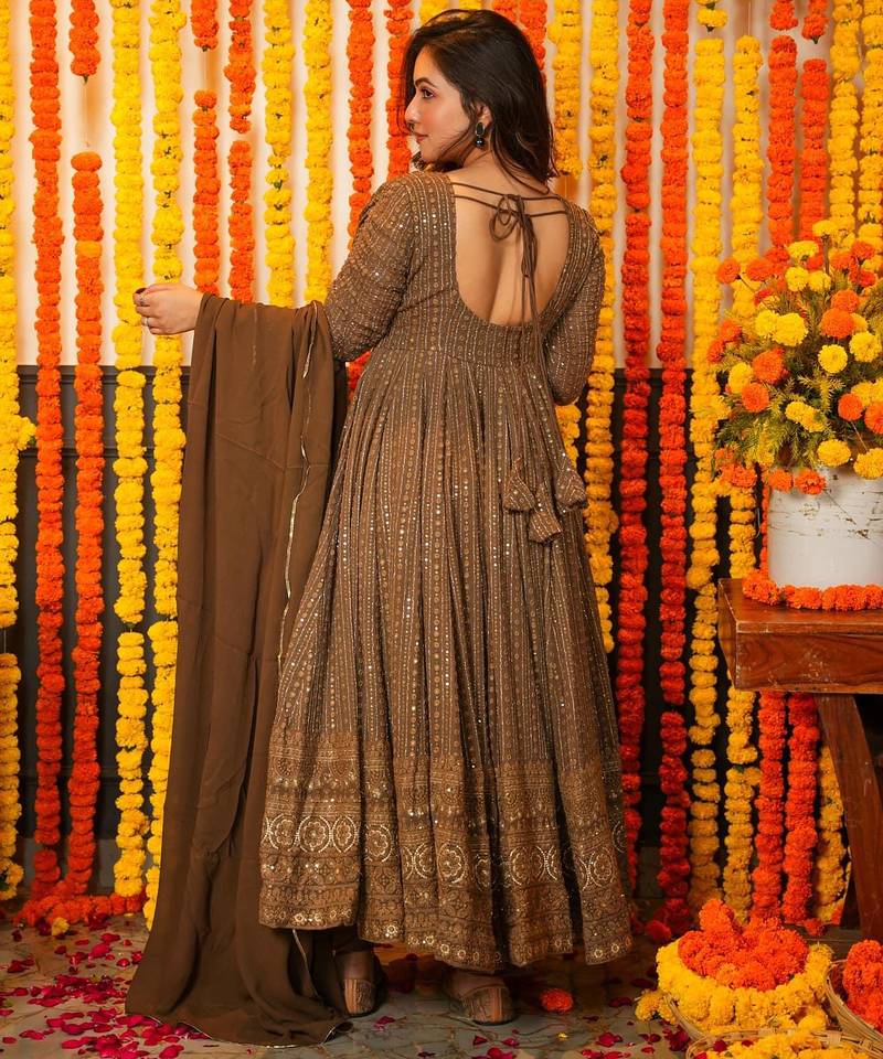 Embroidery zari sequance-work faux gown with dupatta
