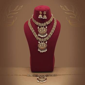 Stylish maroon & green color lord laxmi long temple necklace set bridal wear 2