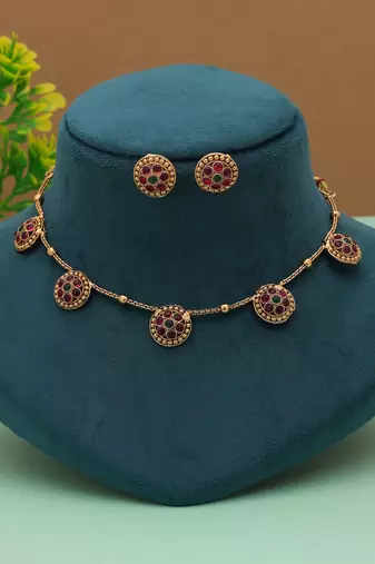 Royal rani & green color gold plated necklace set with traditional finish