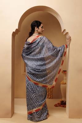 grey handcrafted bandhani pre-stitched silk saree 2