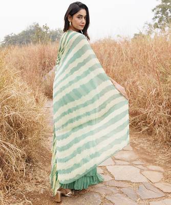 green & yellow ruffled pre-stitched leheriya chiffon saree 2