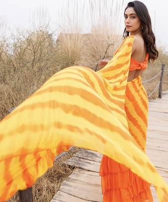 orange & yellow ruffled pre-stitched leheriya chiffon saree 3