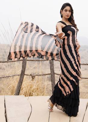 black & peach ruffled pre-stitched leheriya chiffon saree 4